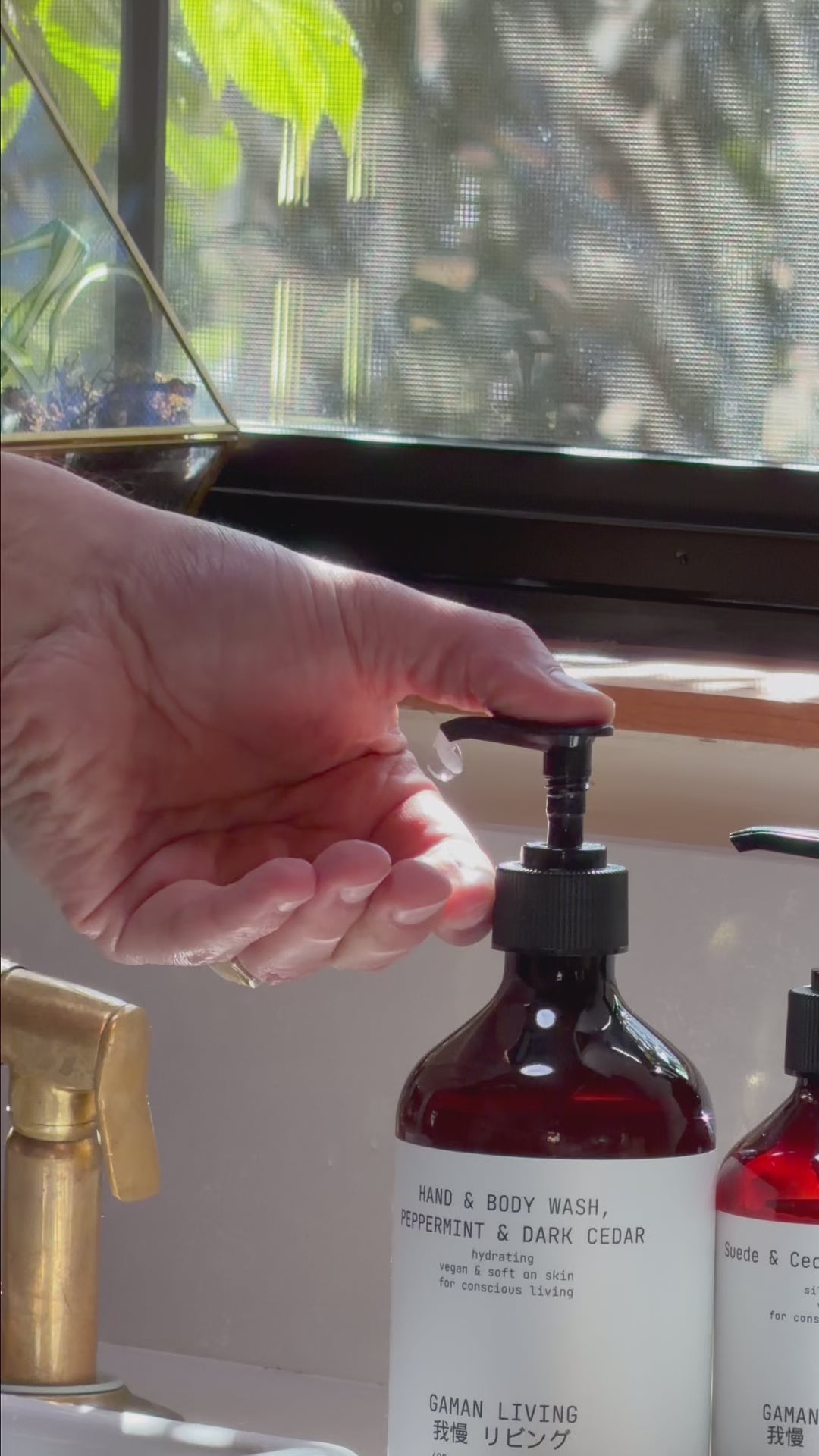 Hand & Body Wash, Peppermint & Dark Cedar